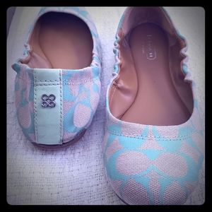 Coach flats